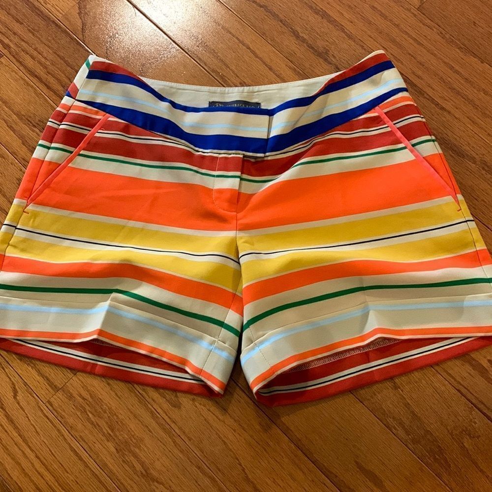 Outback Red Size 4 100% polyester low rise shorts
